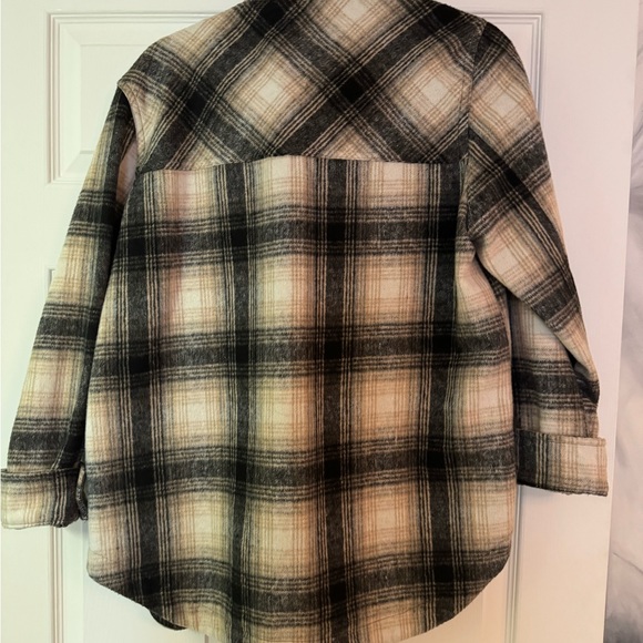 Blank NYC shacket - Picture 5 of 6